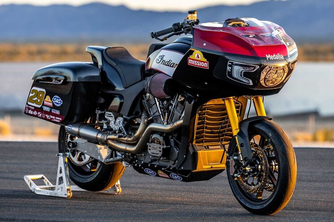 2023 Indian Challenger RR  - Indian Motorcycle